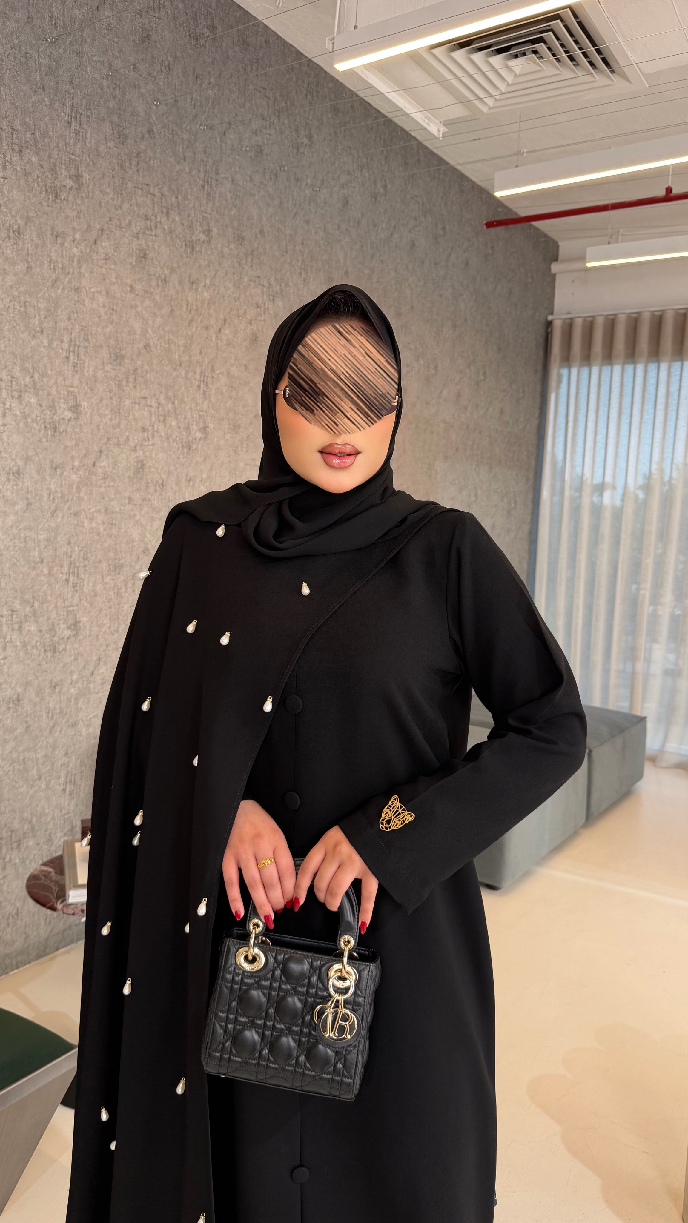 عباية رزّة