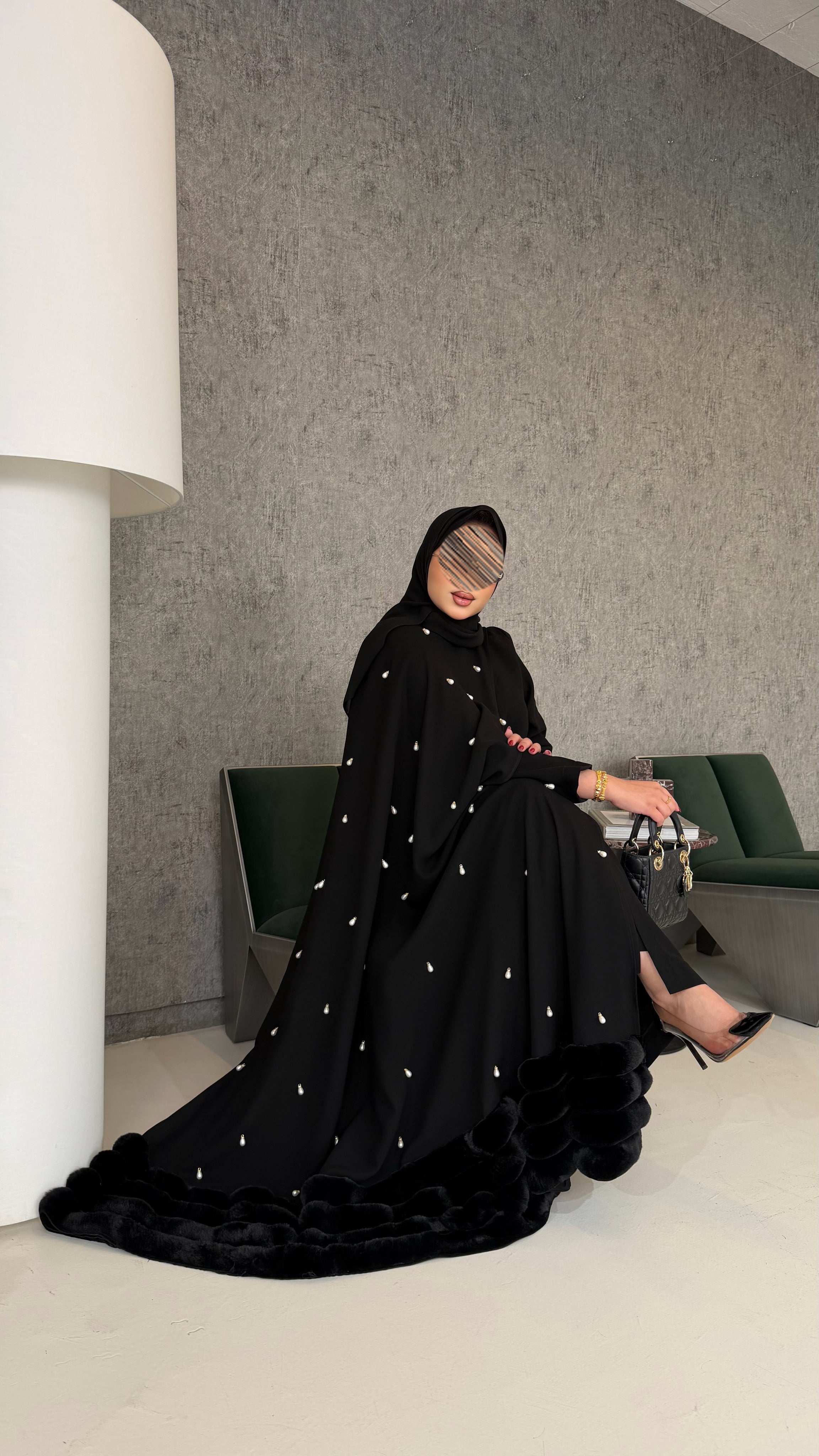 عباية رزّة
